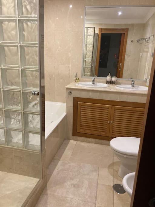 Apartment 5* Serviced *